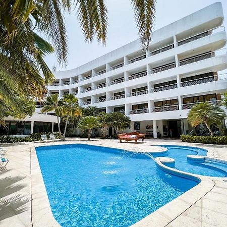 Hotel California Playa El Yaque 外观 照片