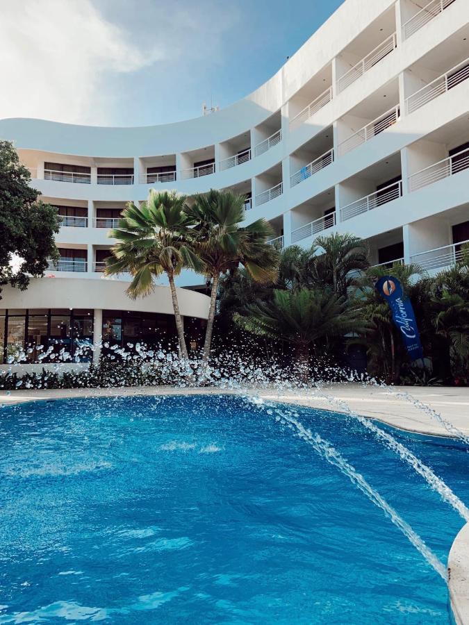 Hotel California Playa El Yaque 外观 照片
