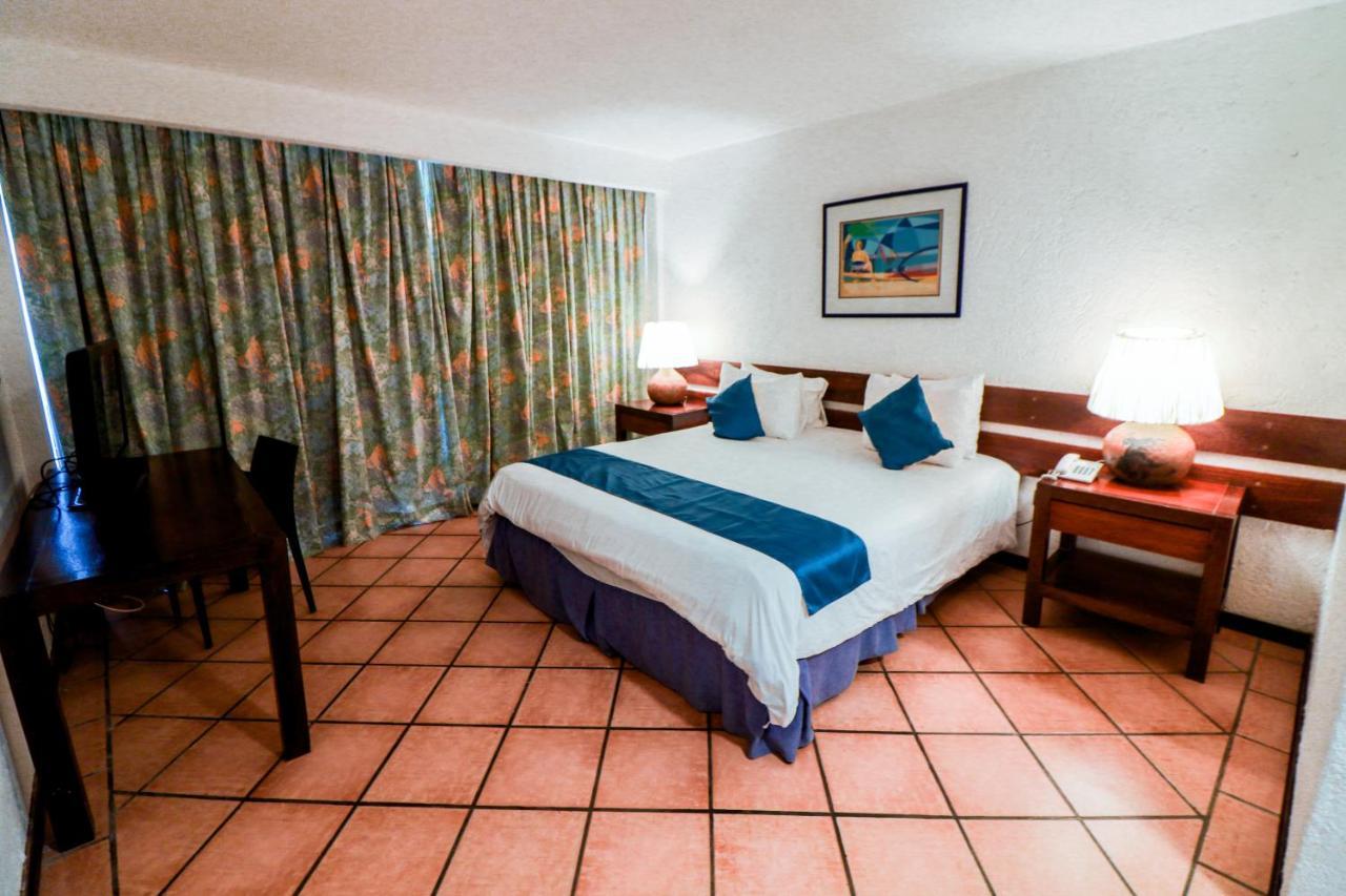 Hotel California Playa El Yaque 外观 照片