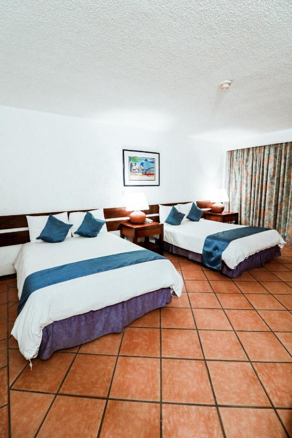 Hotel California Playa El Yaque 外观 照片